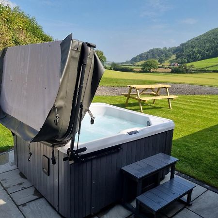 Villa Meadow View Meifod Exterior foto